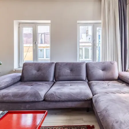 Apartamento Cozy Flat W Balcony 8 Min To Metro And Taksim